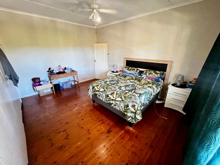 5 Bedroom Property for Sale in Nahoon Eastern Cape